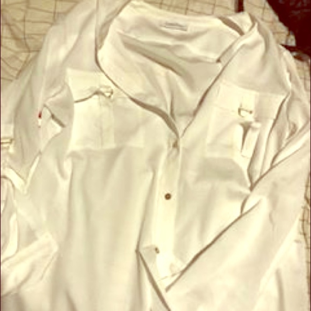 Super cute, lightweight see-thru women’s top